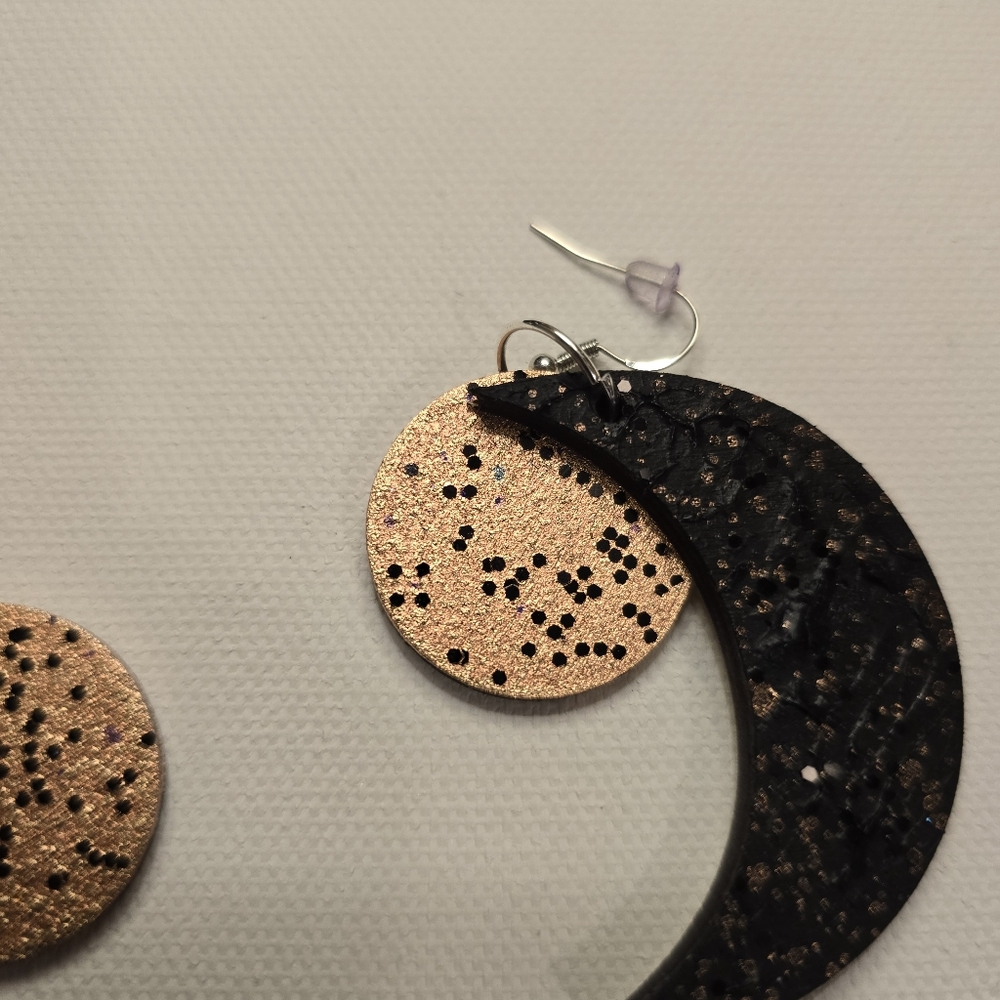 HANDCRAFTED Wood Crecent Moon Earrings HANDPAINTED Dangle Pierced Earrings - Picture 9 of 16